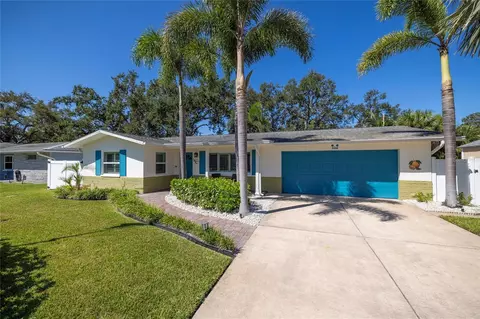 1956 Fairway Cir E, Dunedin, FL 34698