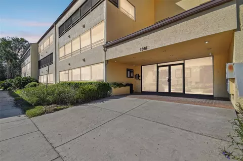 13612 S Village Dr #5311, Tampa, FL 33618