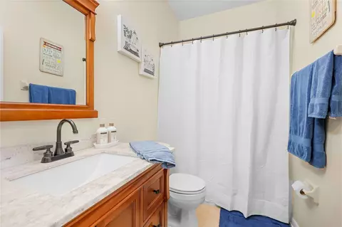 Bath - 14847 Skip Jack Loop, Lakewood Ranch, FL 34202 photo 2 of 3