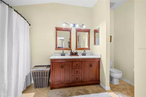 Bath - 14847 Skip Jack Loop, Lakewood Ranch, FL 34202 photo 3 of 3