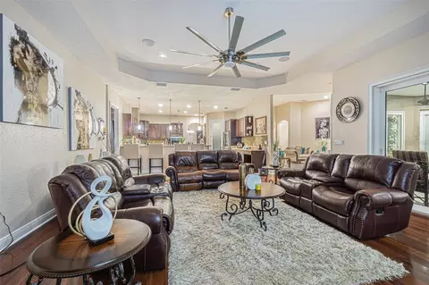 Living - 13102 Done Groven Dr, Dover, FL 33527 photo 5 of 5