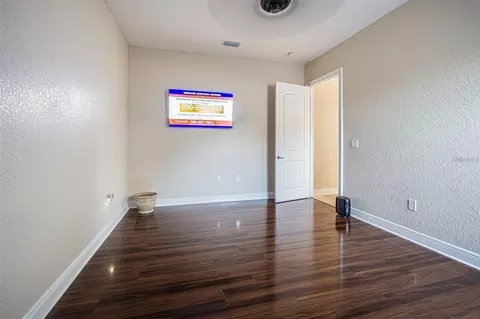 Bedroom - 13102 Done Groven Dr, Dover, FL 33527 photo 5 of 5