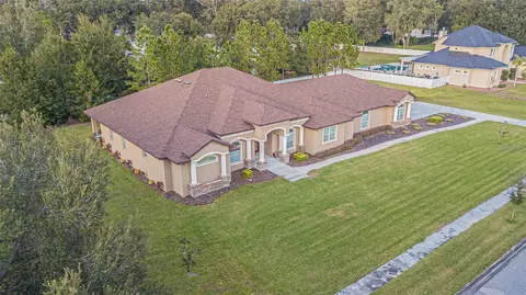 View/Area - 13102 Done Groven Dr, Dover, FL 33527 photo 1 of 5