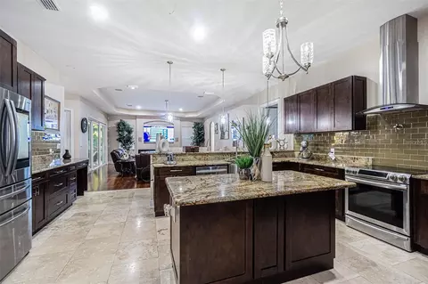 Kitchen - 13102 Done Groven Dr, Dover, FL 33527 photo 1 of 2