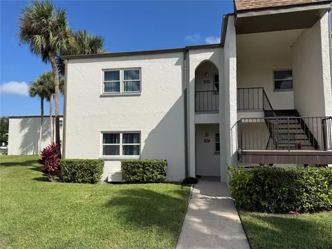 7701 Starkey Rd #618, Seminole, FL 33777