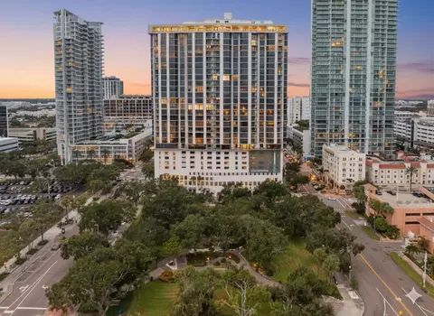 1 Beach Dr SE #2206, Saint Petersburg, FL 33701