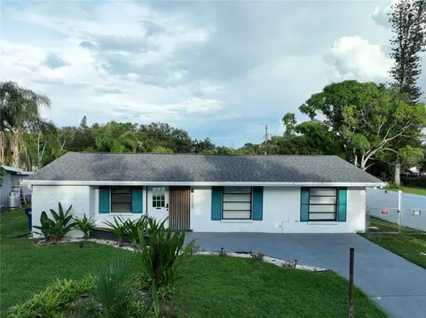 4609 19th St W, Bradenton, FL 34207