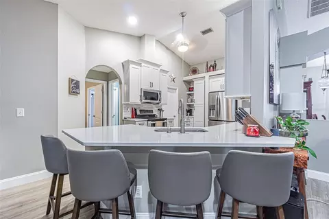 Kitchen - 9809 La Rita Pl, Riverview, FL 33569 photo 5 of 5