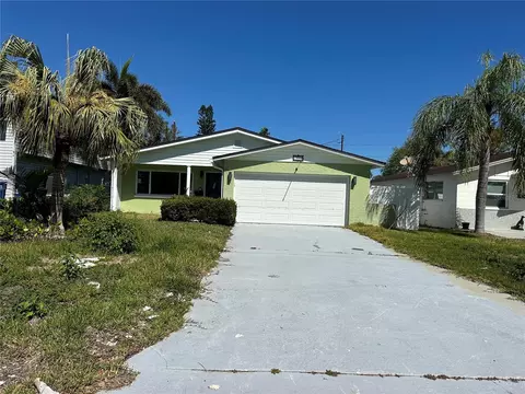 1811 New Hampshire Ave NE, Saint Petersburg, FL 33703