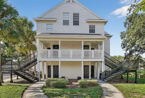 3300 Haviland Ct #303, Palm Harbor, FL 34684