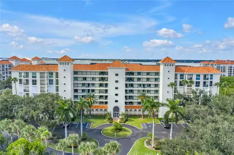 4801 Osprey Dr S #303, Saint Petersburg, FL 33711