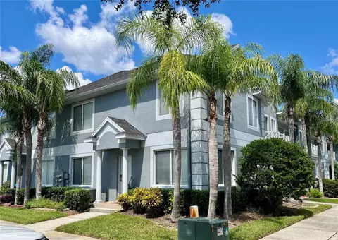 18124 Paradise Point Dr, Tampa, FL 33647