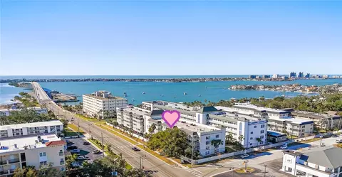 131 Bluff View Dr #103, Belleair Bluffs, FL 33770