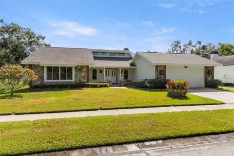 7045 123 St, Seminole, FL 33772