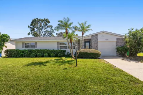 11390 71st Ter, Seminole, FL 33772