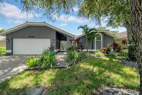 5339 Venice Way NE, Saint Petersburg, FL 33703