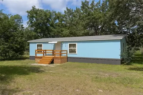 915 N Dunkenfield Ave, Crystal River, FL 34429