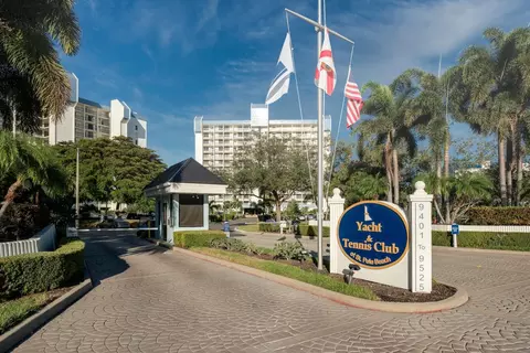9415 Blind Pass Rd #602, Saint Pete Beach, FL 33706