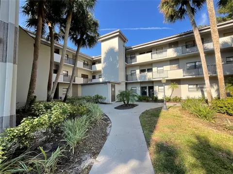 2650 Countryside Blvd #F202, Clearwater, FL 33761