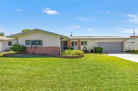 1448 62nd Pl S, Saint Petersburg, FL 33705