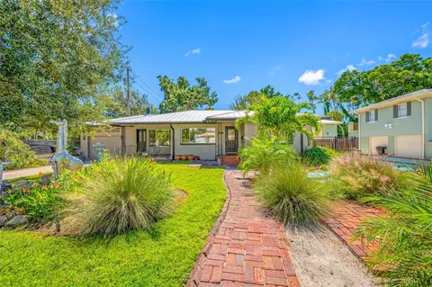 6920 Bougainvilla Ave S, Saint Petersburg, FL 33707