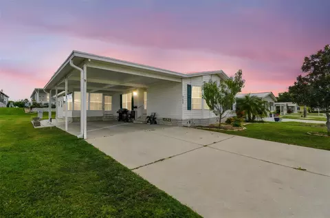 37544 Corey Lewis Ave, Zephyrhills, FL 33541