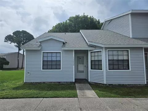 12666 Castle Hill Dr, Tampa, FL 33624