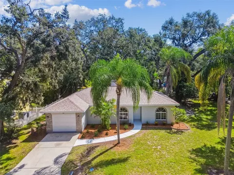 118 29th St NW, Bradenton, FL 34205