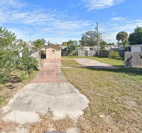 2118 Hoyle Dr, Holiday, FL 34691