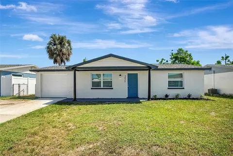 3432 Cantrell St, Holiday, FL 34690