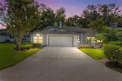 887 Lucas Ln, Oldsmar, FL 34677