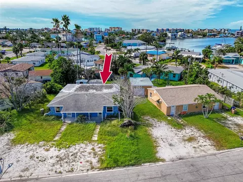 14204 E Parsley Dr, Madeira Beach, FL 33708