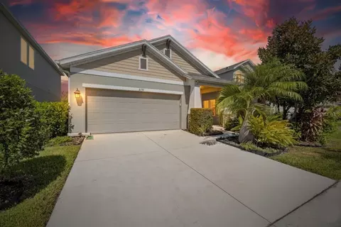 6138 Voyagers Pl, Apollo Beach, FL 33572
