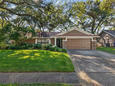 149 Mayfair Cir W, Palm Harbor, FL 34683