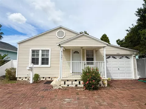 1521 38th Ave N, Saint Petersburg, FL 33704