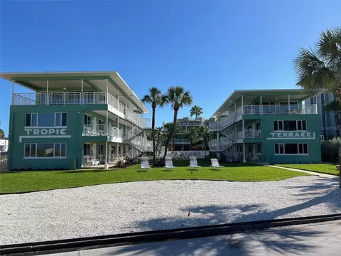 11730 Gulf Blvd #15, Treasure Island, FL 33706