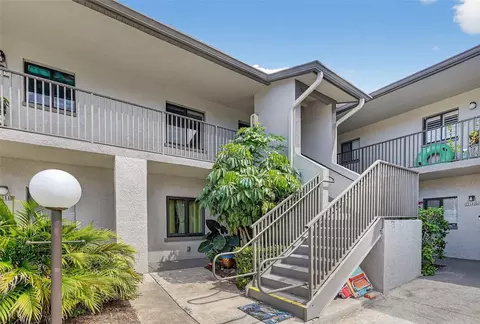 2387 Lake Heather Heights Ct #203, Dunedin, FL 34698