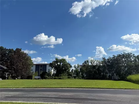 Island Shores Lane, Lakeland, FL 33809