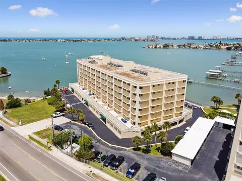 100 Bluff View Dr #411C, Belleair Bluffs, FL 33770