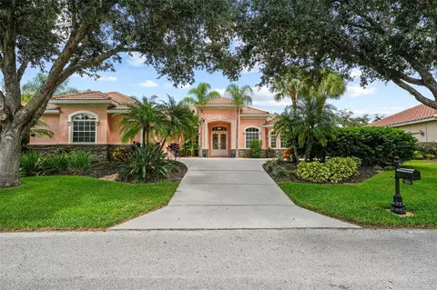 12648 Lake Jovita Blvd, Dade City, FL 33525