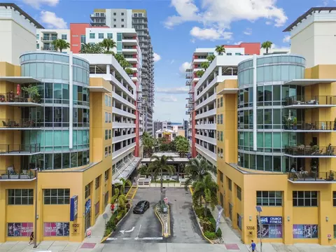 1120 E Kennedy Blvd #724, Tampa, FL 33602