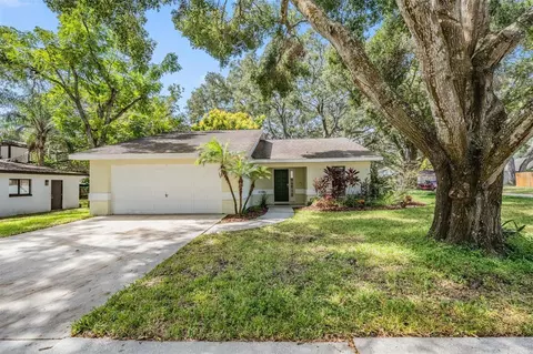 2326 Forrest Crest Cir, Lutz, FL 33549