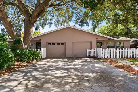 1711 Leonard Dr, Clearwater, FL 33759