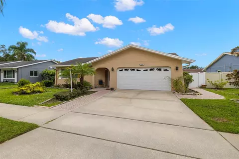 4706 Cypress Tree Dr, Tampa, FL 33624