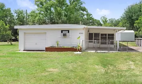 4141 Transue Dr, Zephyrhills, FL 33542