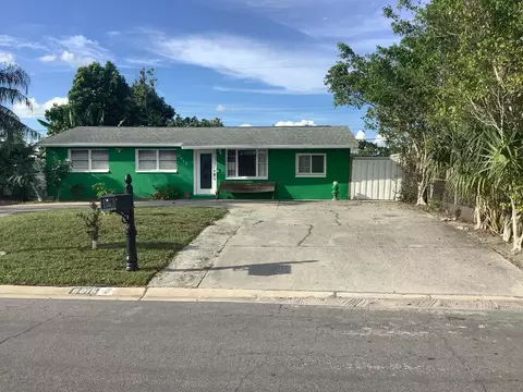 6015 W Burke St, Tampa, FL 33634