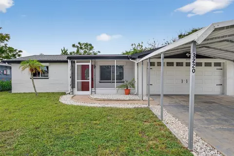 3220 Fairmount Dr, Holiday, FL 34691