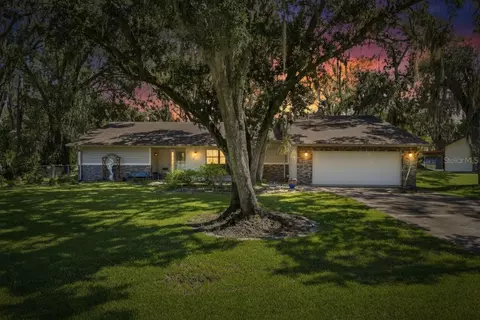 5702 Tree Stand Ln, Lakeland, FL 33811