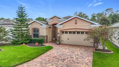 9952 Gap Wedge Dr, San Antonio, FL 33576