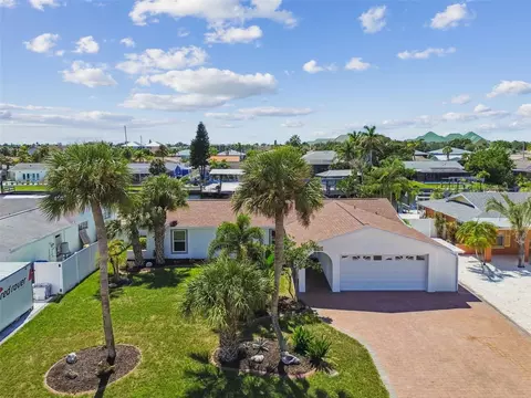 1014 Sago Palm Way, Apollo Beach, FL 33572